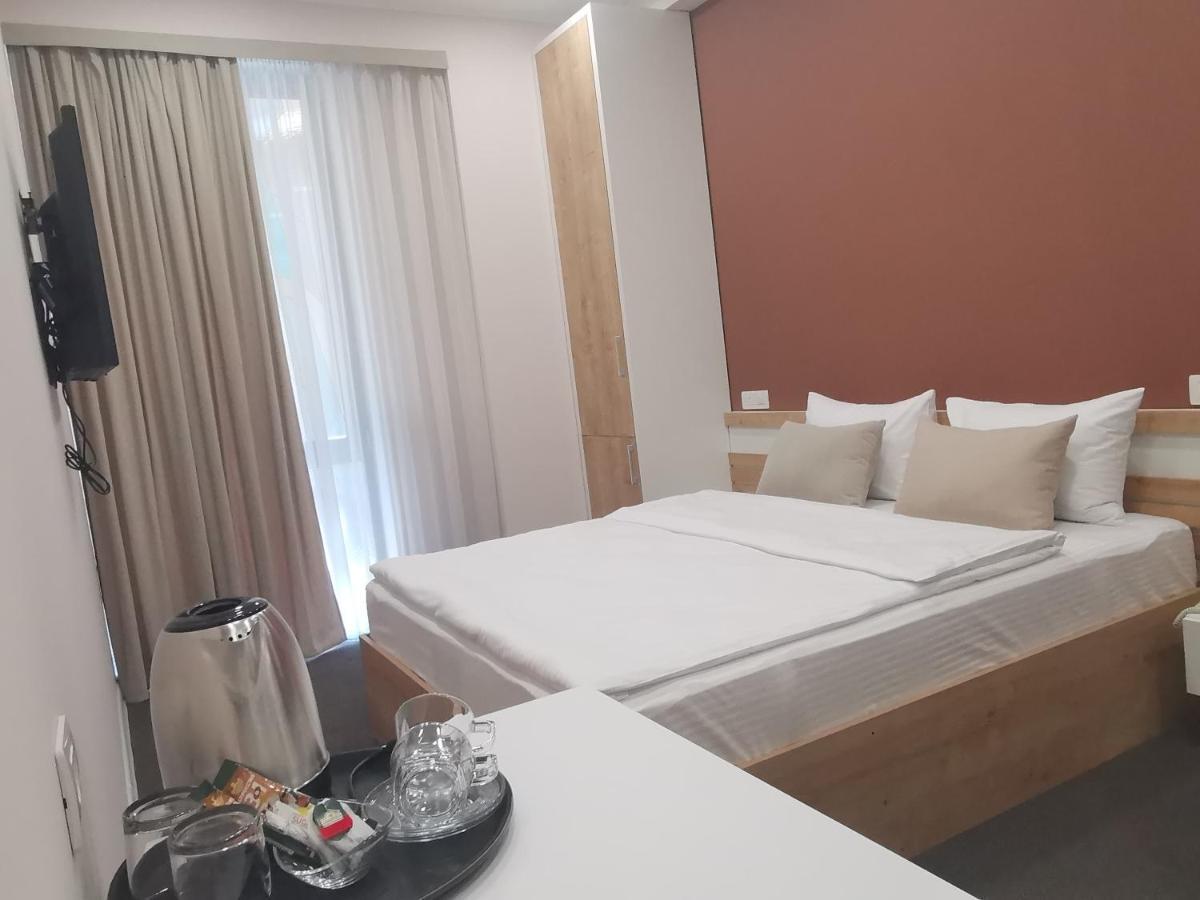Hotel Bonjour Boutique